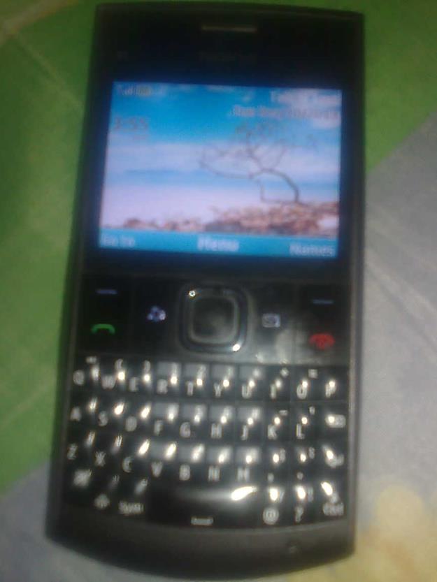Nokia X2-01 photo