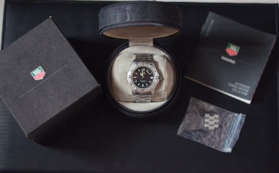 TAG Heuer Professional 2000 Series Full Men Size Watch