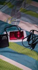 Canon ixus 155 color red