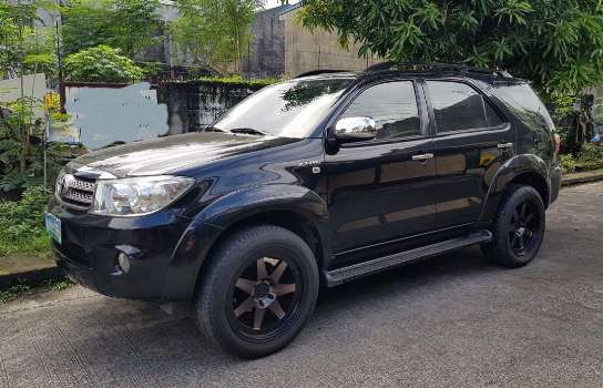 Toyota Fortuner 2.7 7 Seater 2011