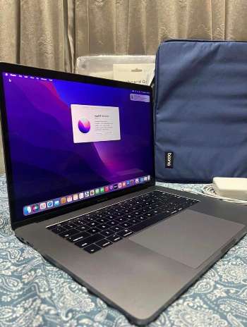 macbook pro 15 inch 2016 