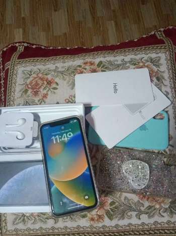 iPhone Xr white