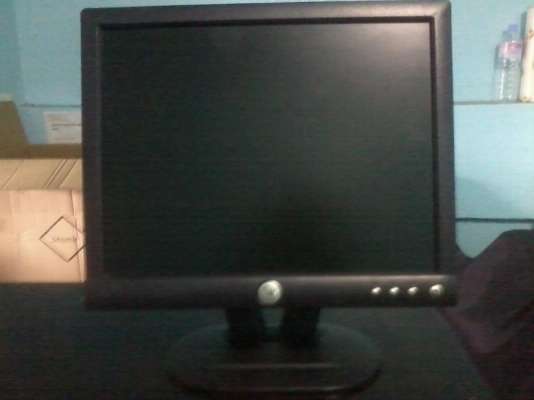 Dell Monitor 15 inch with VGA and Power cord photo