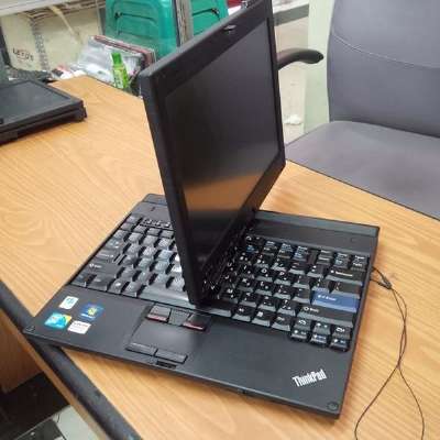 Lenovo Thinkpad X201 Core i7 Tablet Laptop photo