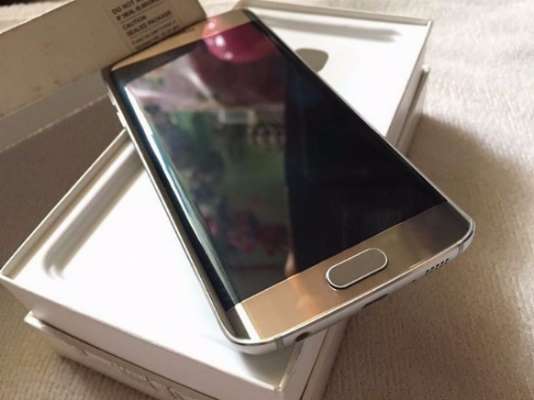 Samsung Galaxy S6 Edge 32GB Platinum Gold photo