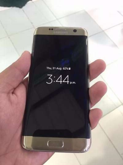 Galaxy S7 Edge photo
