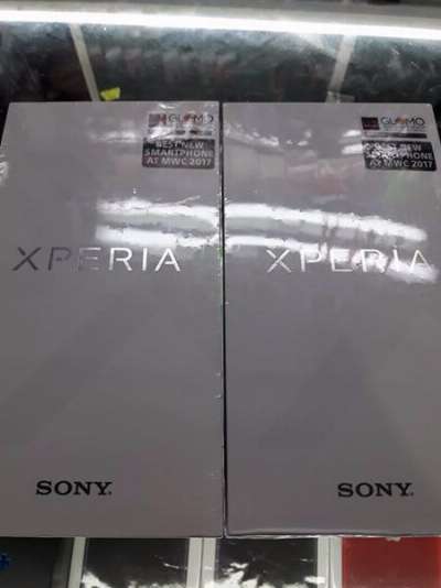 Sony Xperia XC premium photo