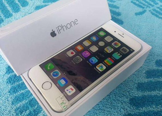 Silver White iPhone 6 plus 6plus 64gig Complete FactoryUnlocked photo