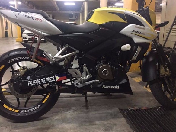 rouser 200cc price