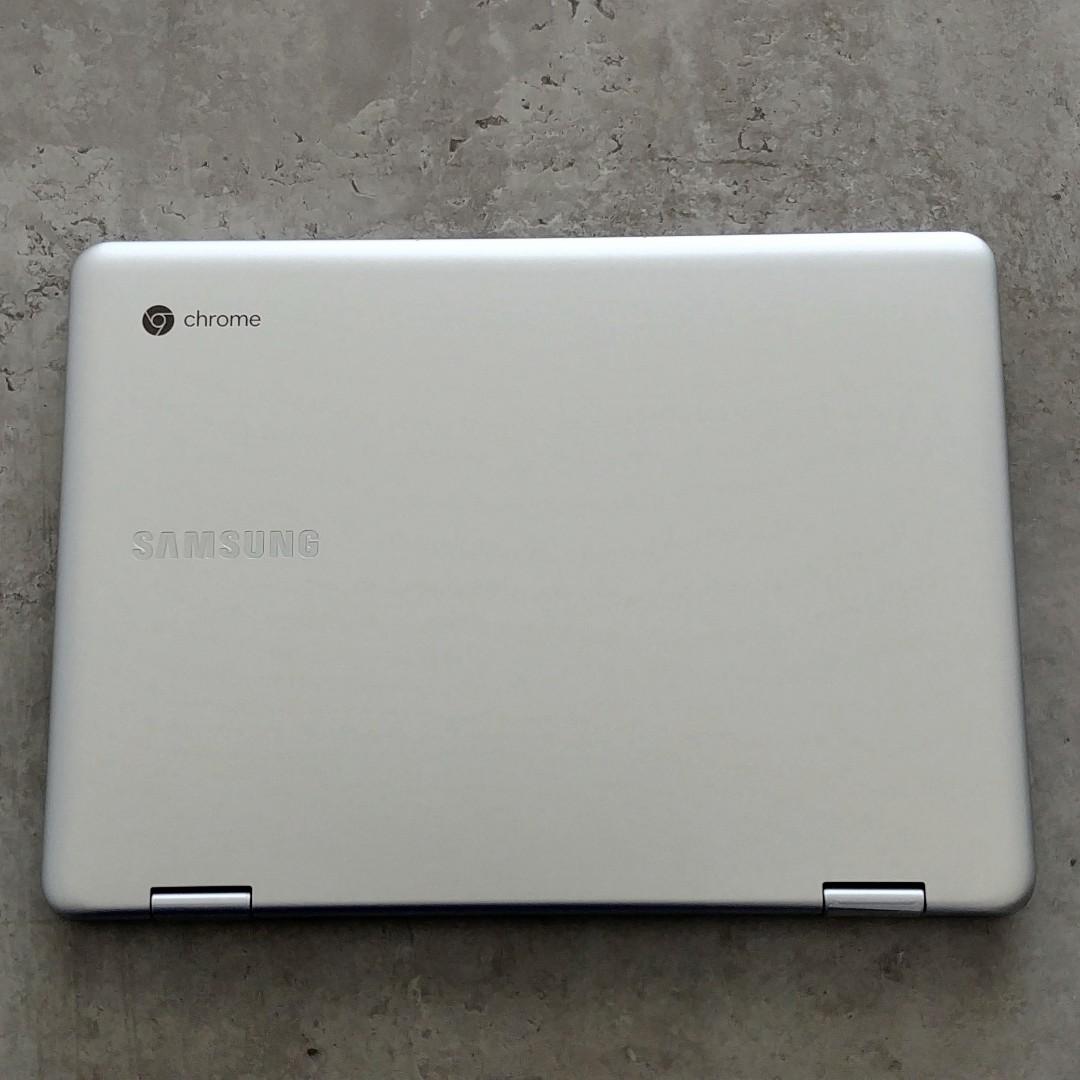 Samsung Chromebook Plus V2 photo