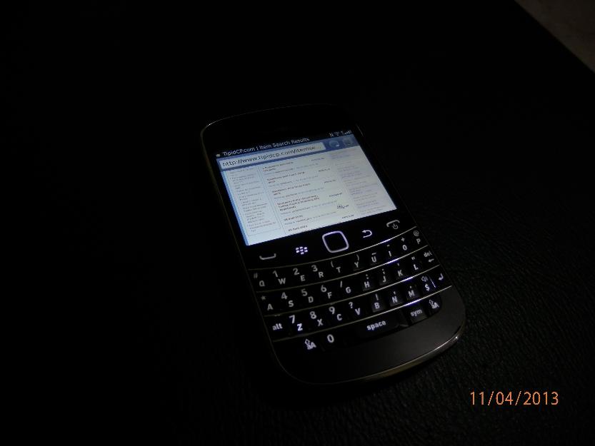 Touch and Type Blackberry BOLD 9900 / 9930 photo