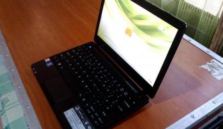 HD Led Acer Aspire one gaming netbook photo