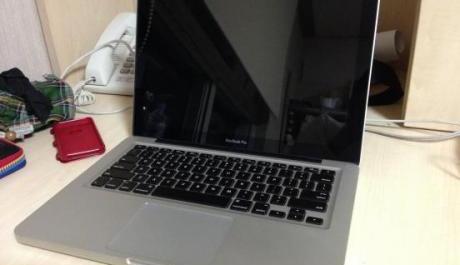 Intel Core i5 Macbook Pro 13-inch MD101 500GB photo