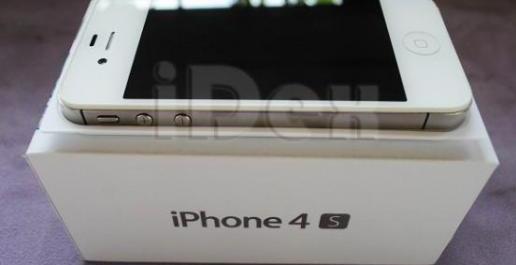 iPhone 4s 64GB White Openline photo