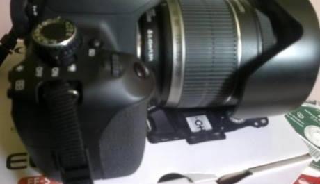 Canon EF-S 18-200mm lens photo