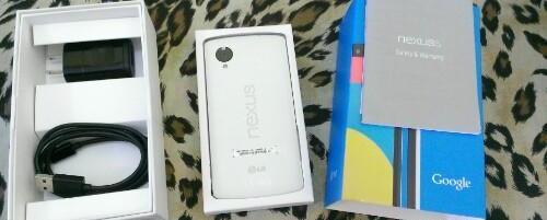 LG nexus 5 White 32GB photo
