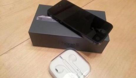 Apple iPhone 5 Black Factory Unlocked photo