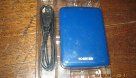 Toshiba External Hard Drive ( HDD ) 500G photo