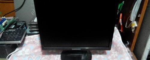 17 inch Samsung LCD Monitor photo