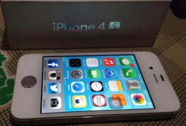 Apple Iphone 4s white 16gb complete photo