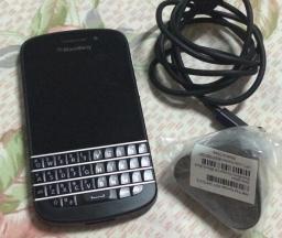 Blackberry Q10 black photo