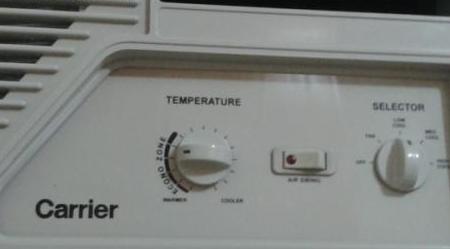 Carrier 2hp window type aircon photo