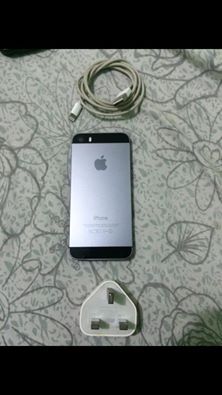 Iphone 5s space gray 16gb factory unlock photo