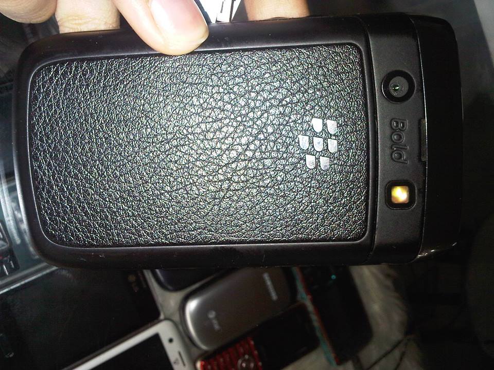 blackberry 9700 photo