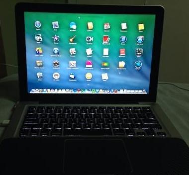 Apple macbook 13.3 late 2011 photo