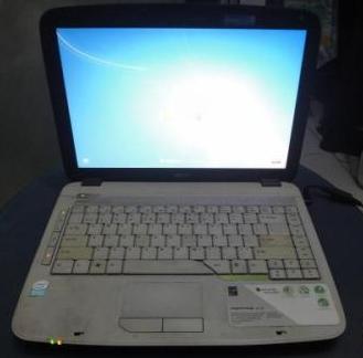 Acer Aspire 4715z Laptop photo