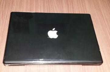 Macbook Black Intel Core 2 Duo 13 Inch Limited Edition photo