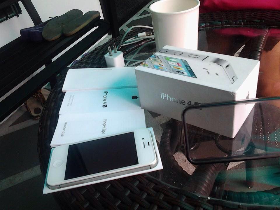 Iphone 4s 16gb Factory unlocked White photo