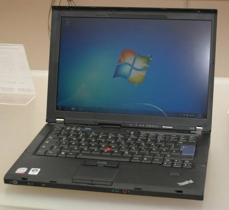 Lenovo T400 thinkpad photo