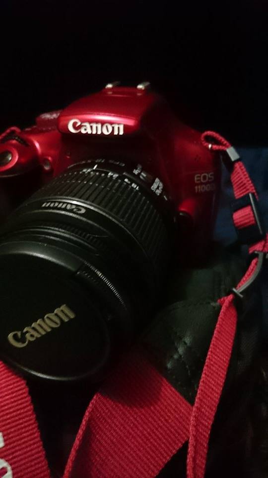 Canon EOS 1100D photo