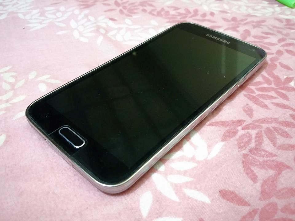 Samsung Galaxy S5 G900K 32gb LTE Black photo