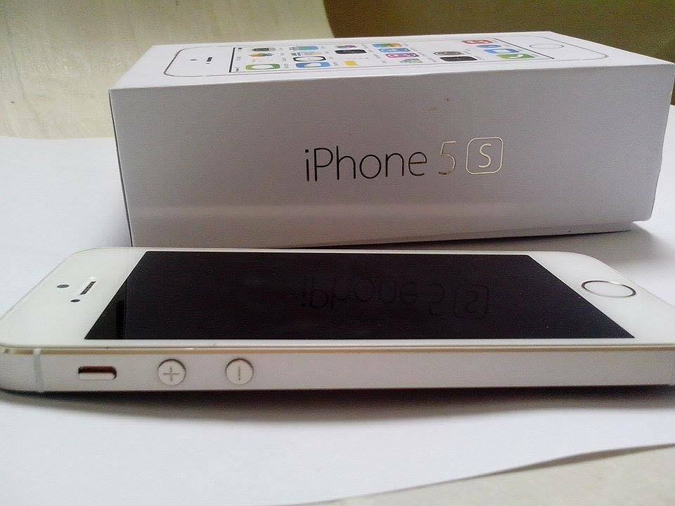 IPhone 5s 16gb Gold NTC Sealed with Receipt photo