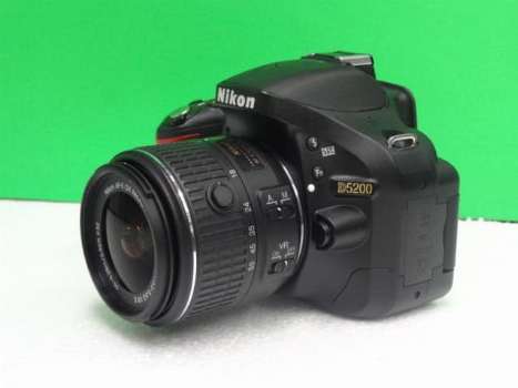 Nikon D5200 with 18-55mm vr ll