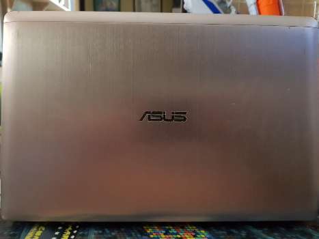 Asus vivobook X202E TOUCHSCREEN 4GB/500GB