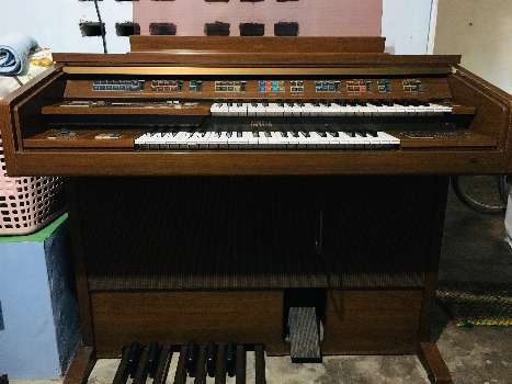 For sale Yamaha elctone FE-50 organ/ for repair