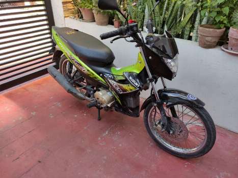 suzuki gsxr 400cc