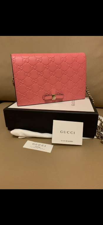 GUCCI wallet on chain