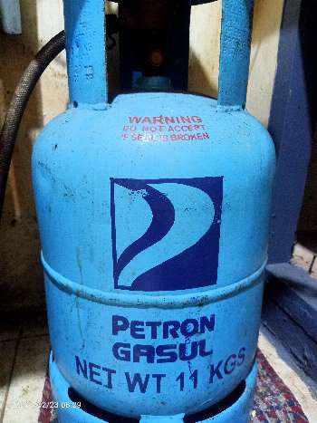 Empty LPG tank, 11kg, clean and wellused