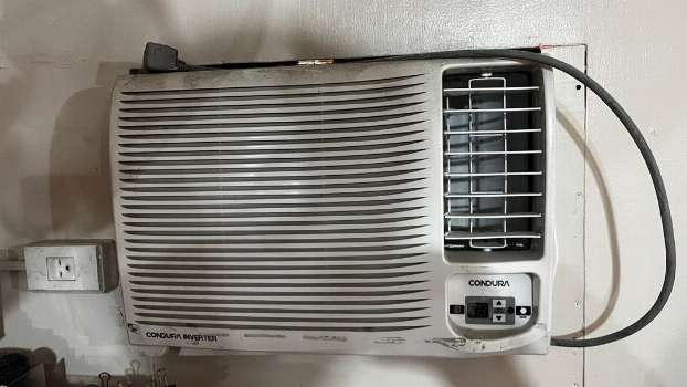 Condura Inverter with remote Aircon