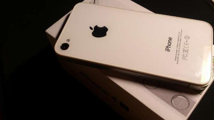 64gb iPhone 4s Unlock photo