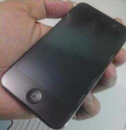 apple itouch 4th gen 8GB photo