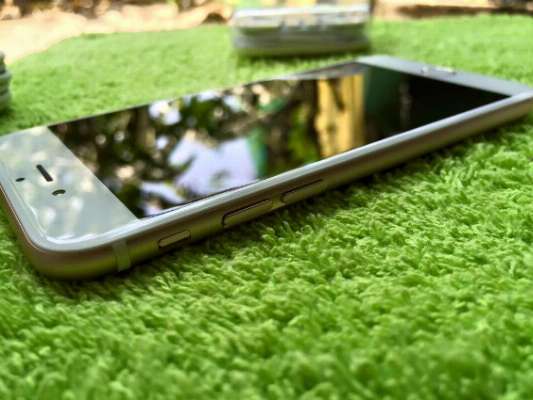 iPhone 6 16gb Silver Factory Unlocked photo