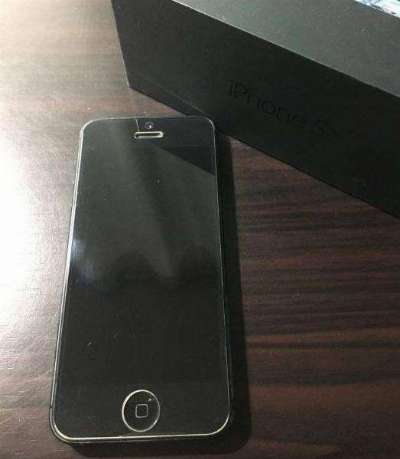 IPhone 5 64gb (Space Gray) Open line photo