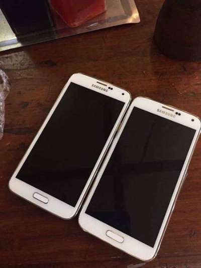 Samsung Galaxy S5 Prime photo