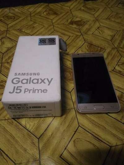 Samsung Galaxy J5 Prime photo