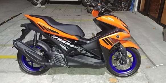 Yamaha Aerox 2018 matte orange photo